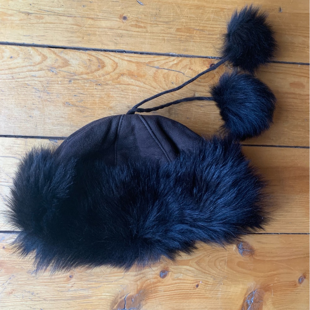 Lamb shearling hat “Gena” sz XL
